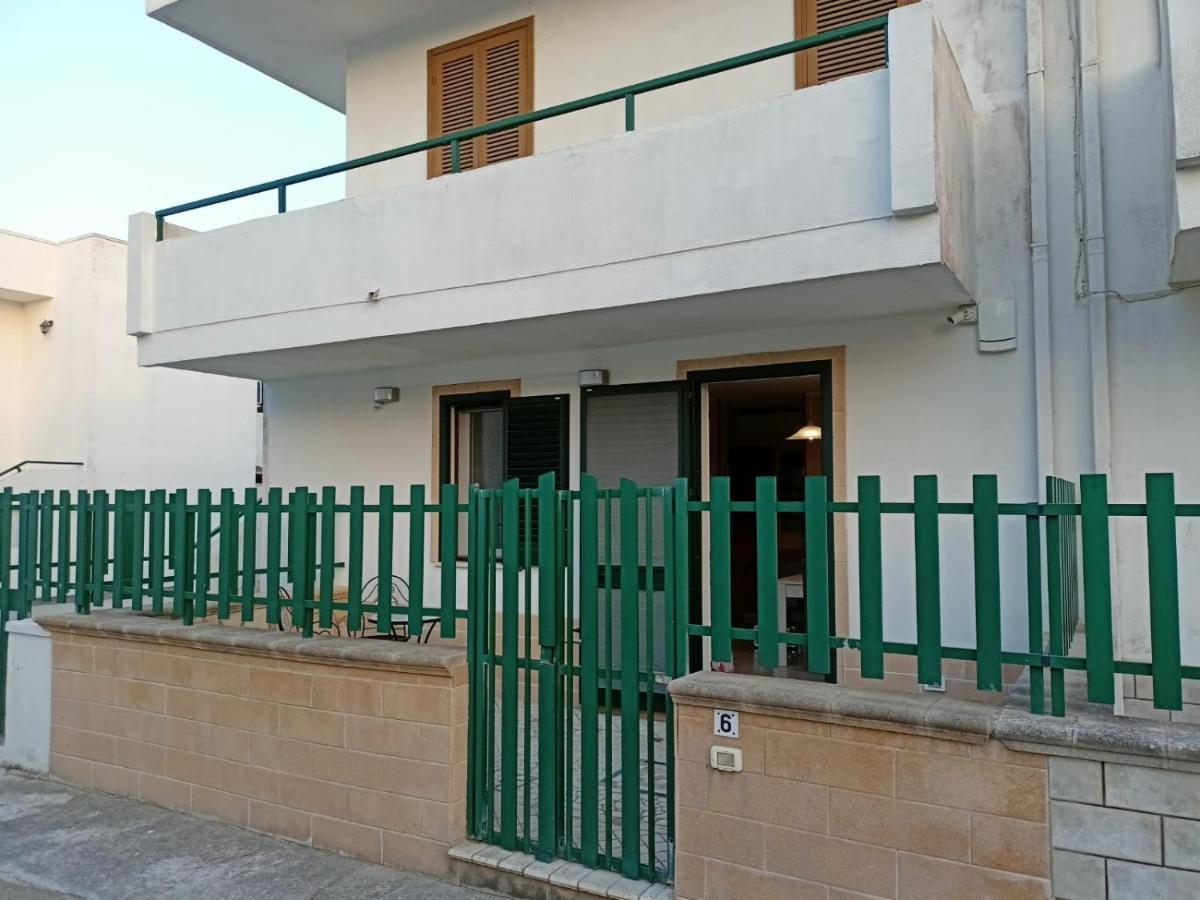 טורה דל'אורסו Villetta Poesia 50 M Dal Mare Con Giardino E Parcheggio מראה חיצוני תמונה